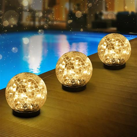 Solar Globe Light .